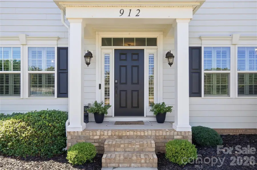 912 Manorwood Drive, Waxhaw, NC 28173 - #2