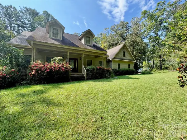 502 Pace Road, Hendersonville, NC 28792