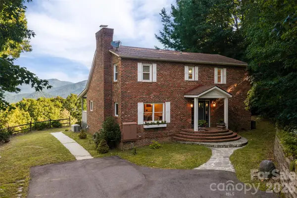 126 Wildflower Cove Drive, Swannanoa, NC 28778