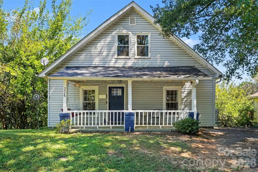224 E Catawba Avenue, Mooresville, NC 28115 - #2