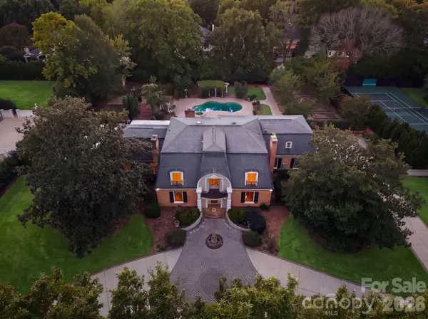3452 Sharon Road, Charlotte, NC 28211