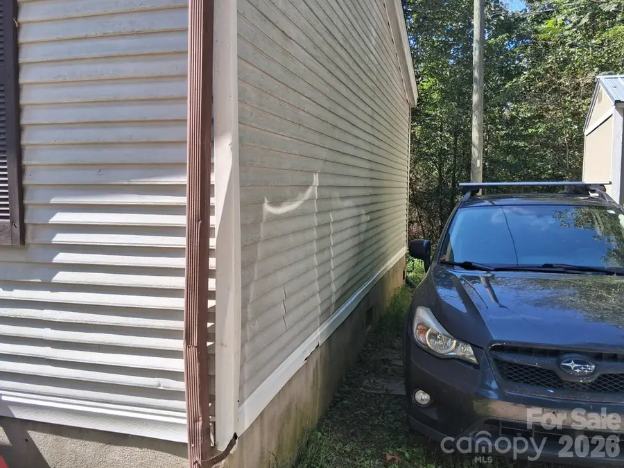 1215 Peak Place Nw, Lenoir, NC 28645 - #2