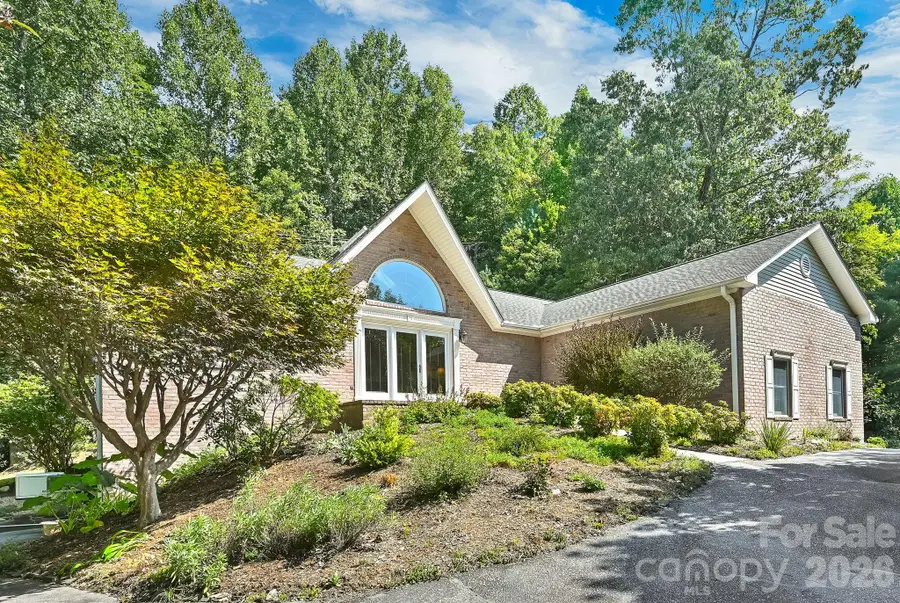 4311 Cove Loop Road, Hendersonville, NC 28739 - #2