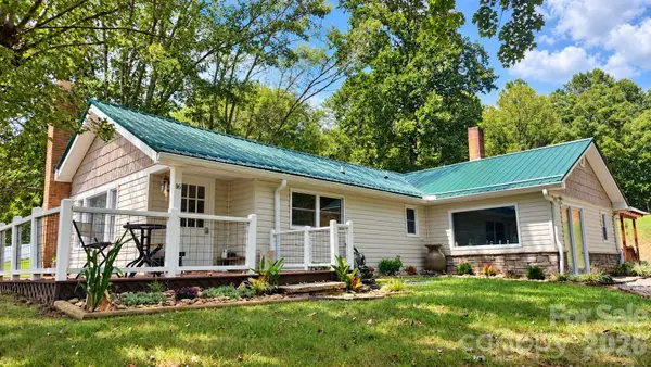 16 Warren Creek Road, Candler, NC 28715