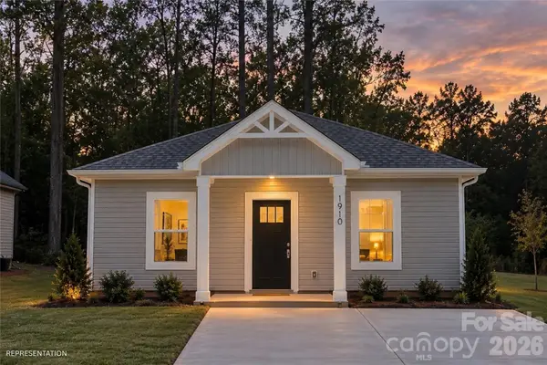 808 S Salisbury Avenue, Spencer, NC 28159