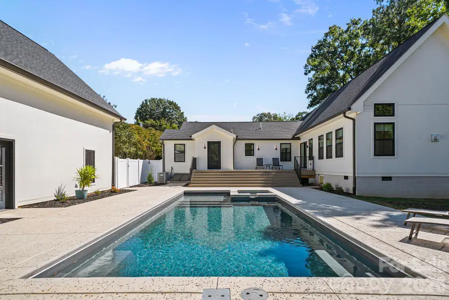419 Clay Street, Mooresville, NC 28115 - #2
