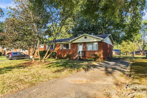 4629 Monmouth Drive, Charlotte, NC 28269