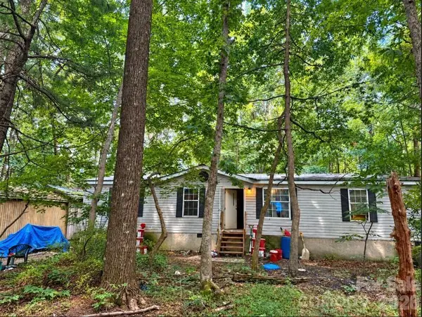 169 Bob Cat Spur Lane, Hendersonville, NC 28792