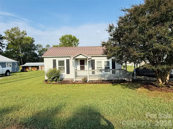 24 Forest Hill Road, Lexington, NC 27295