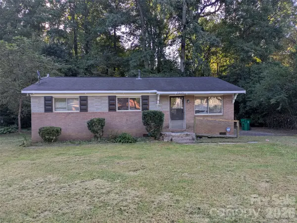 9226 Feldbank Drive, Charlotte, NC 28216
