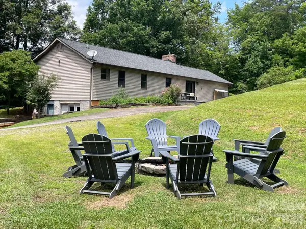 211 Sheppard Branch Road, Weaverville, NC 28787