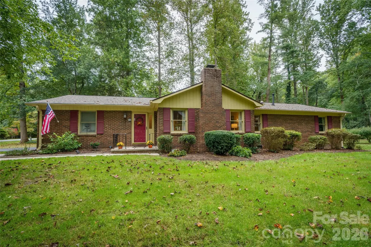 13 Foxhorn Court, Hendersonville, NC 28791 - #1