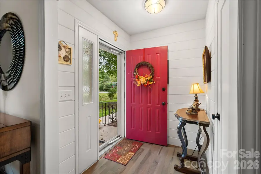 13 Foxhorn Court, Hendersonville, NC 28791 - #2