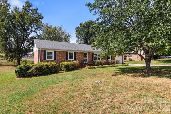 1005 Ramblewood Lane, Gastonia, NC 28056