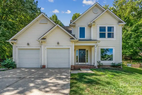 3301 Rillet Court, Charlotte, NC 28269