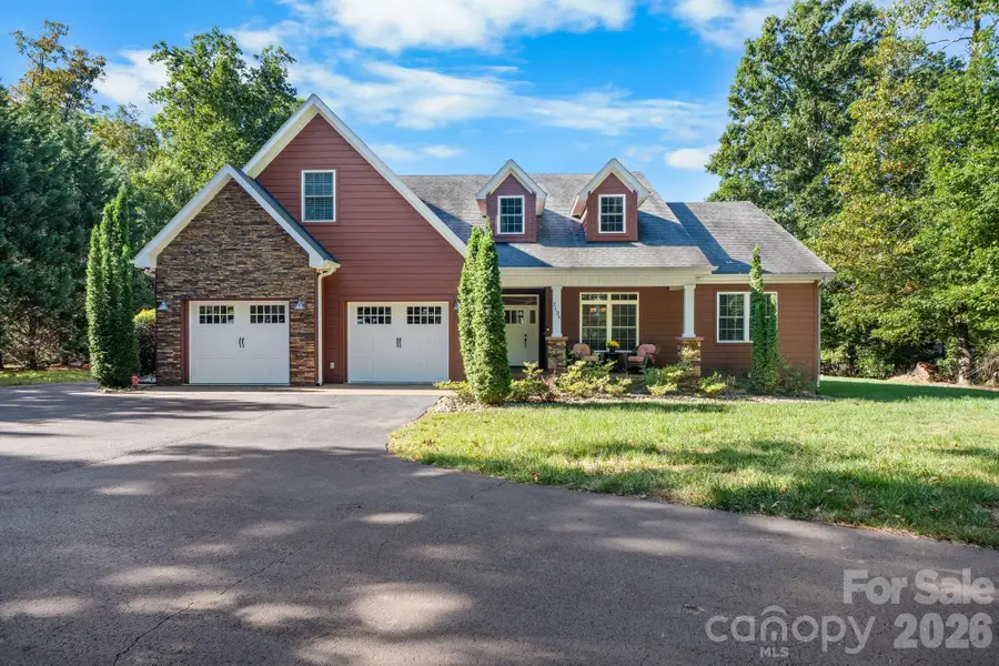 2139 Zion Church Road, Hickory, NC 28602 - #2