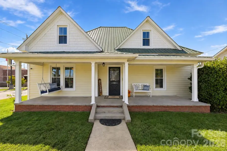 322 E Main Street, Maiden, NC 28650 - #2