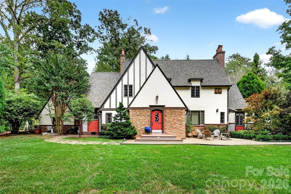 22 Manchester Drive, Asheville, NC 28805 - #1