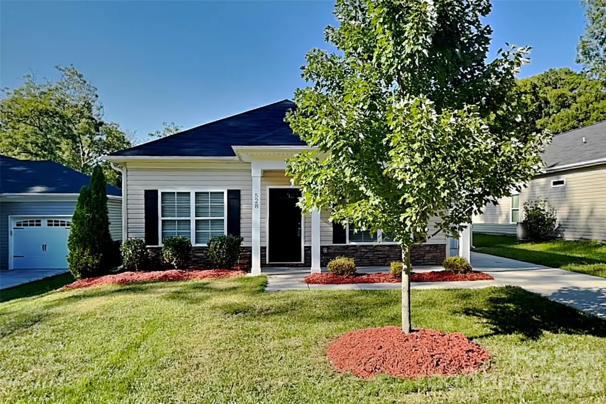 528 Cabarrus Avenue, Mooresville, NC 28115 - #1
