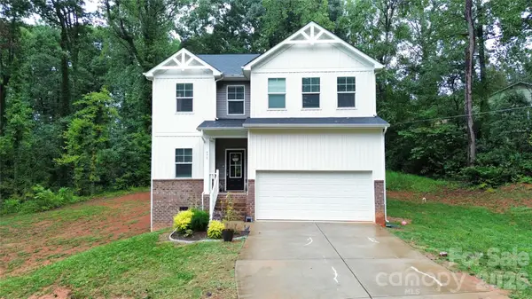 975 General Hoke Drive, Lincolnton, NC 28092