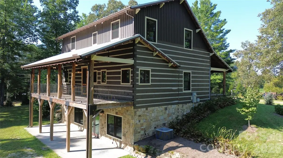 10 Black Bear Valley Drive, Hendersonville, NC 28792 - #1