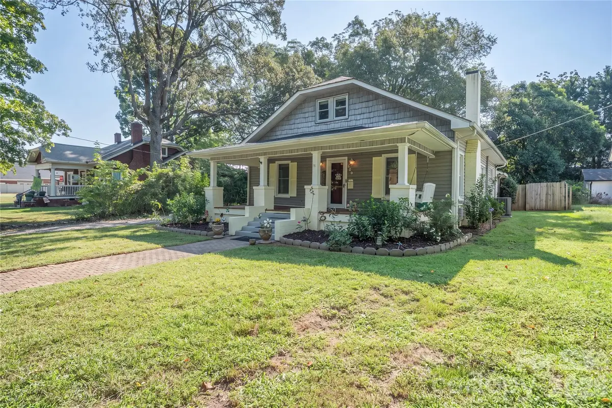826 Davie Avenue, Statesville, NC 28677 - #1