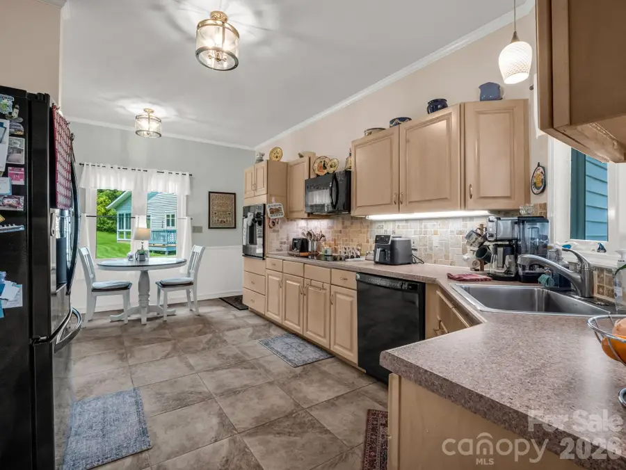 20 Country Meadows Lane, Hendersonville, NC 28792 - #3