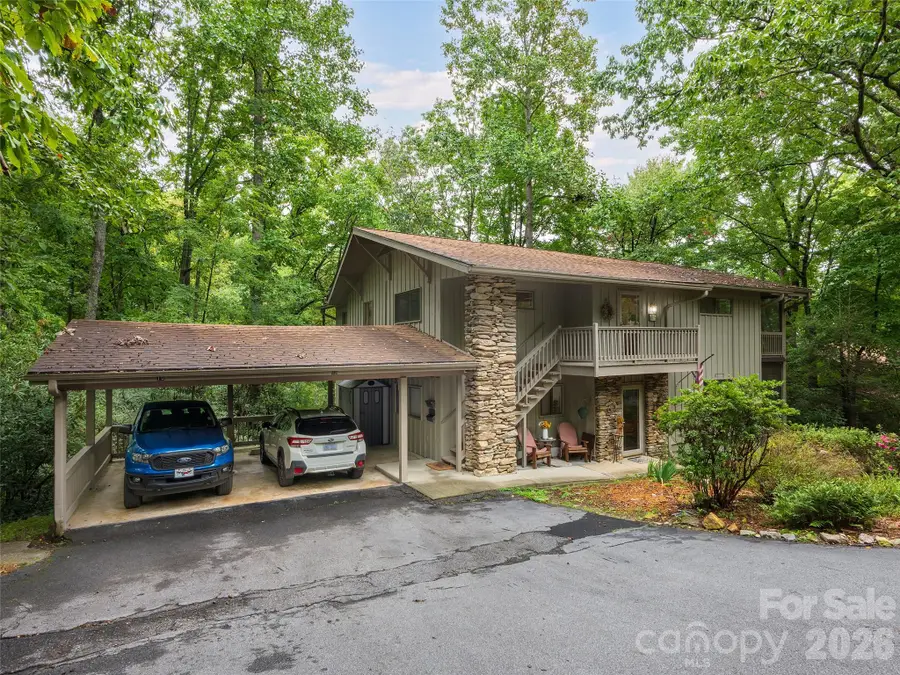 15 Cedarbrook Drive, Hendersonville, NC 28739 - #2