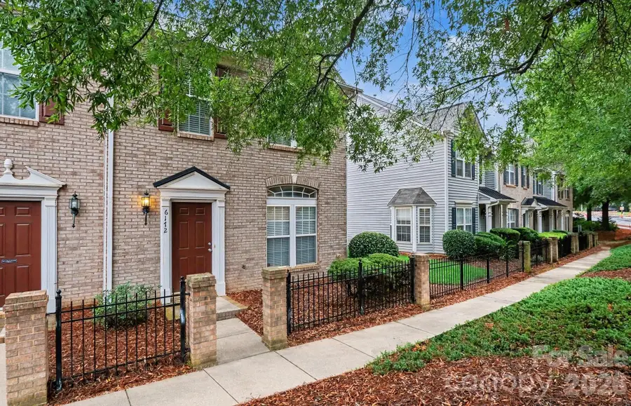 6172 Prosperity Church Road, Charlotte, NC 28269 - #3