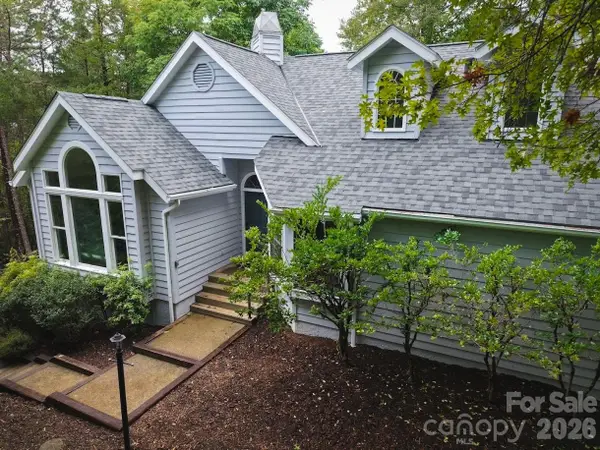 212 Ridgeway Road, Lake Lure, NC 28746