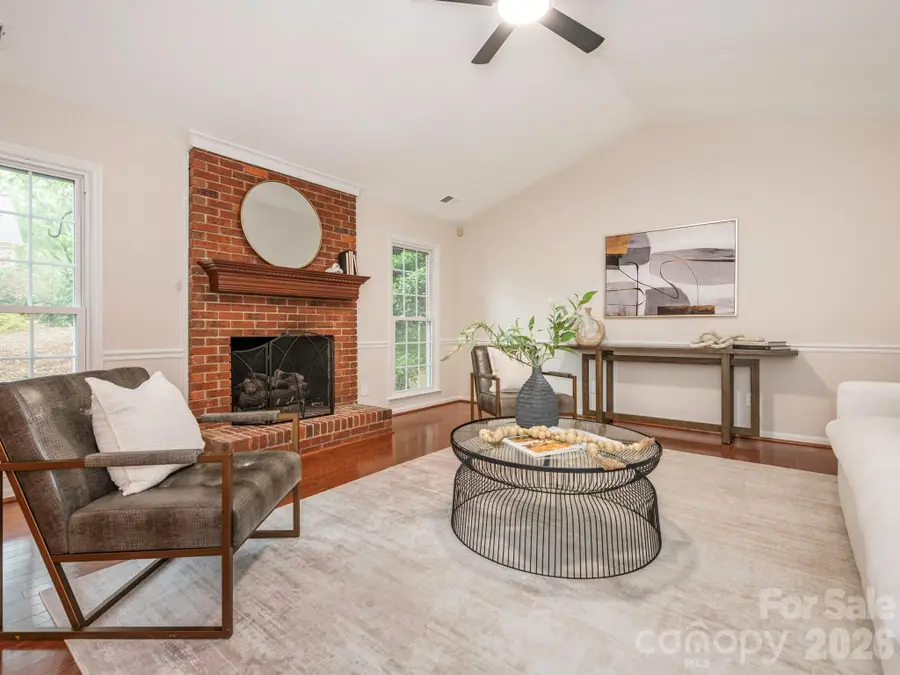 1207 Matthews Plantation Drive, Matthews, NC 28105 - #3