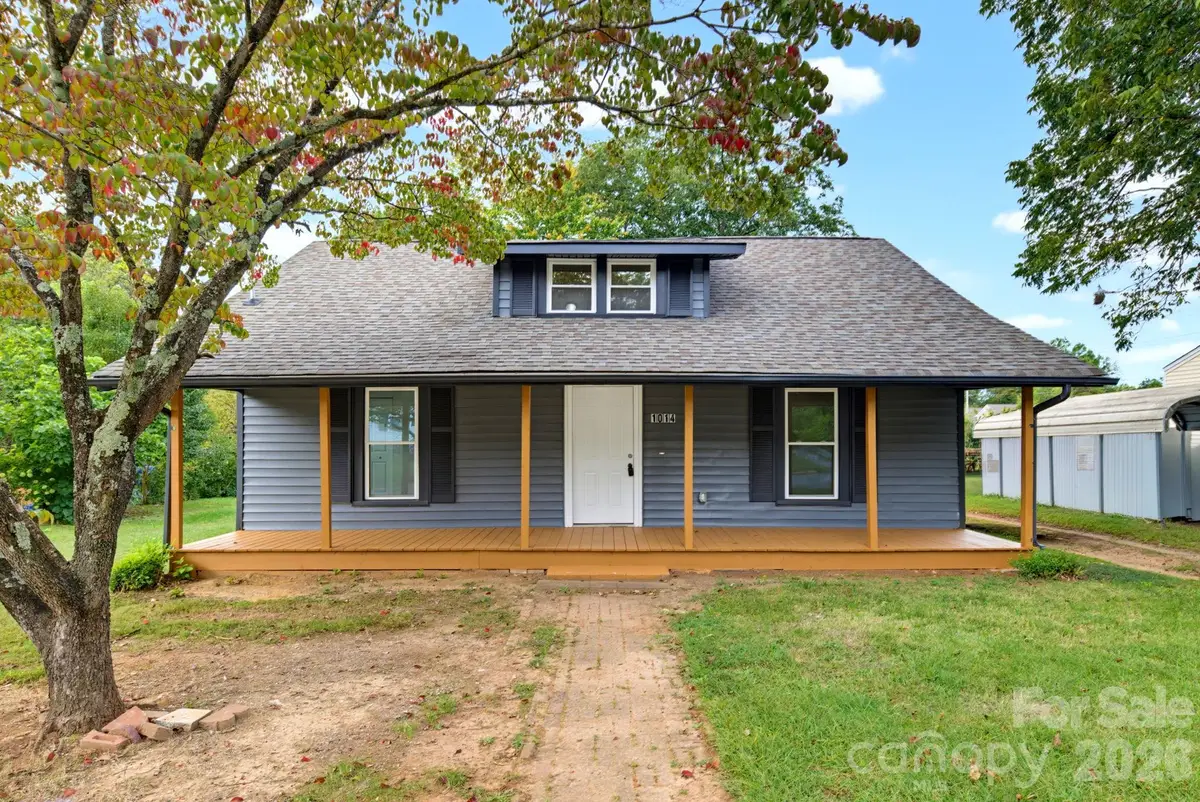 1014 8th Street, Statesville, NC 28677 - #1