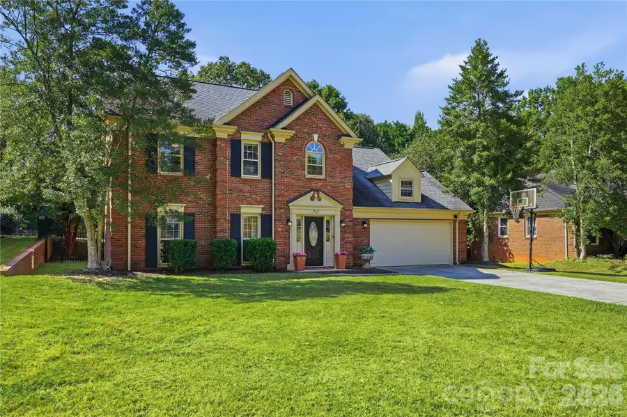 717 Fredricksburg Road, Matthews, NC 28105 - #2