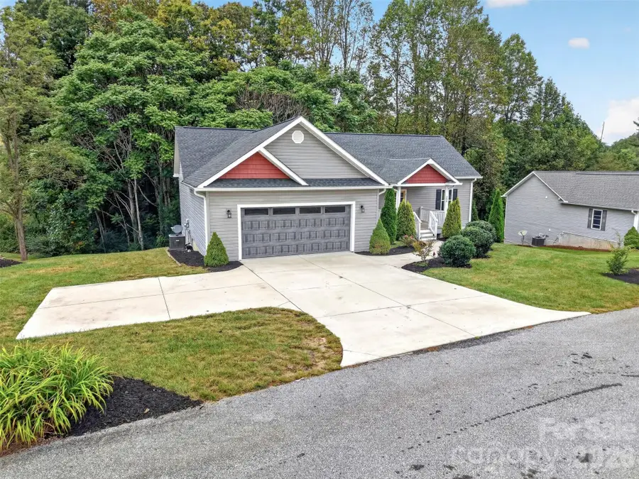 308 Beck Creek Circle, Flat Rock, NC 28731 - #2
