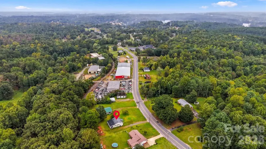 98 Duke Street, Granite Falls, NC 28630 - #2