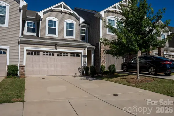 9238 Northfield Crossing Drive, Charlotte, NC 28269