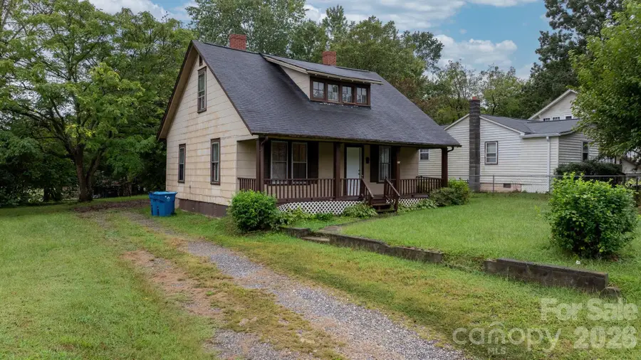 1847 2nd Avenue Sw, Hickory, NC 28602 - #2
