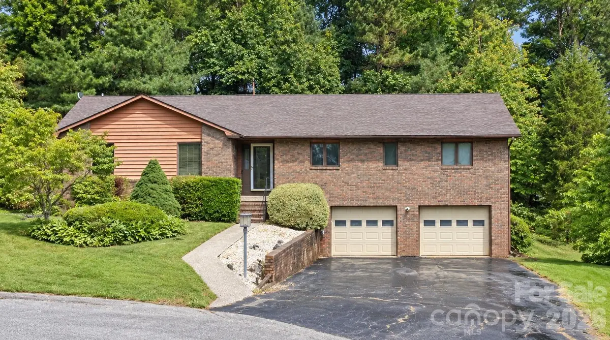 6 Daniel Drive, Fletcher, NC 28732 - #1
