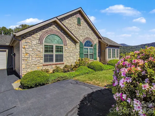 58 Outlook Circle, Swannanoa, NC 28778