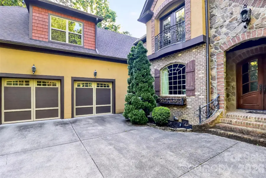 6031 Greystone Drive, Matthews, NC 28104 - #3