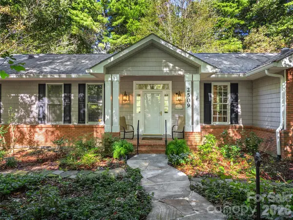 2509 Little River Road, Hendersonville, NC 28739