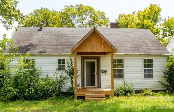 2101 Camp Greene Street, Charlotte, NC 28208