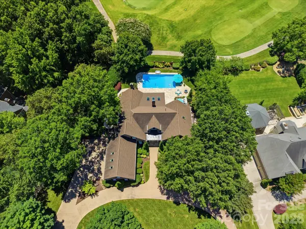5617 Providence Country Club Drive, Charlotte, NC 28277