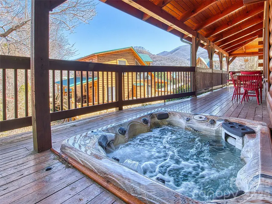 547 Panoramic Loop, Maggie Valley, NC 28751 - #2