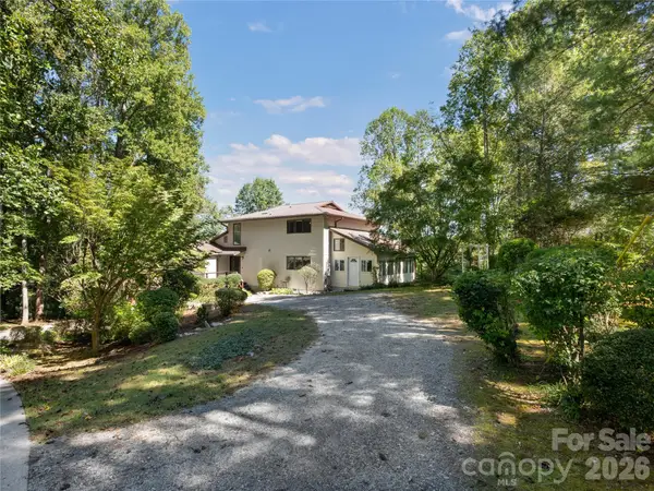 623 Owensby Road, Hendersonville, NC 28792