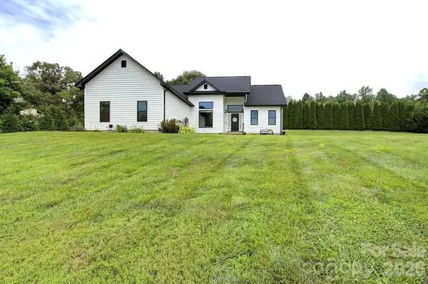 60 Golden Lane, Leicester, NC 28748
