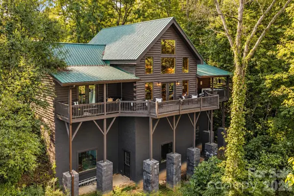 240 Fortner Avenue, Bryson City, NC 28713