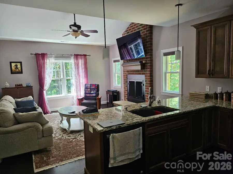 383 Lee Avenue, Lexington, NC 27295 - #3