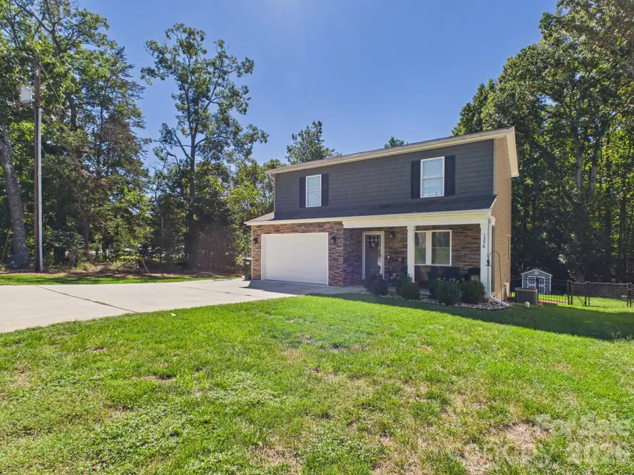 1358 26th Avenue Ne, Hickory, NC 28601 - #2