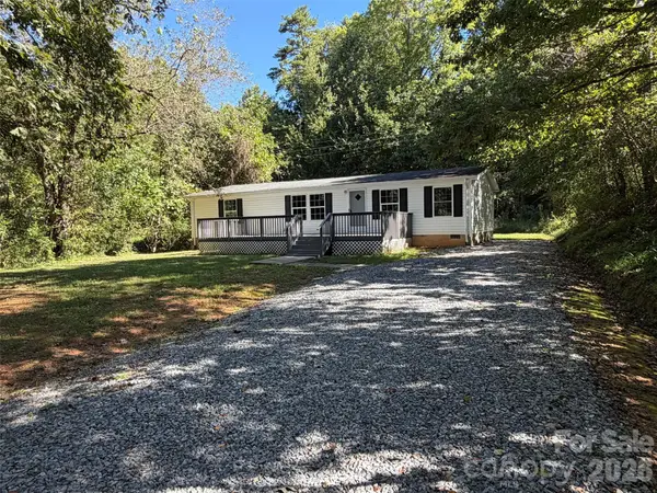 1034 Hidden View Loop, Marion, NC 28752